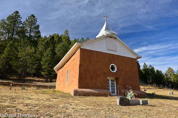 Along the Pecos River, New Mexico : Rural Landscapes : Dust and Mud - Photography by Dana L. Thomas