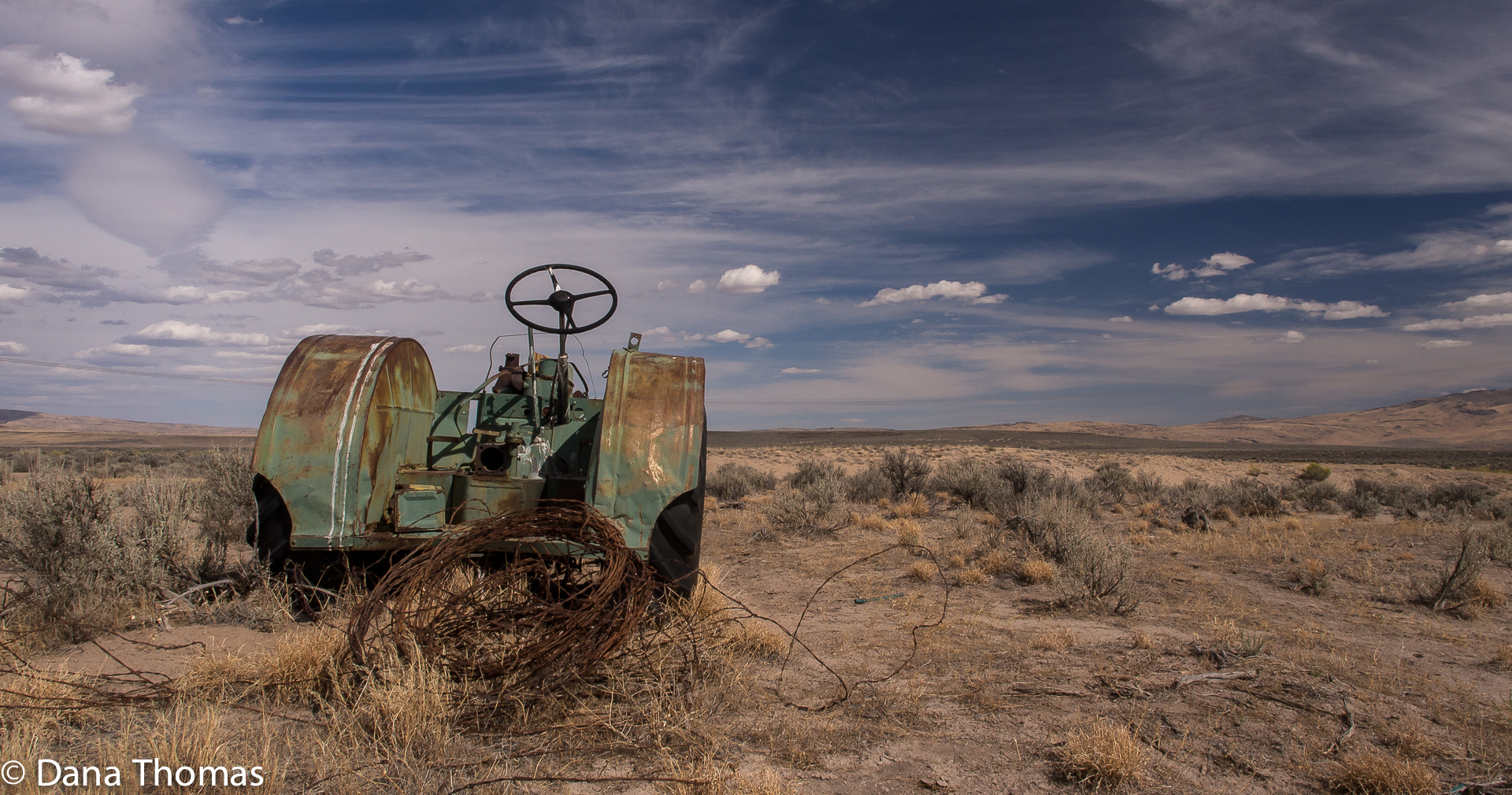 Northern California : Arid Lands : Dust and Mud - Photography by Dana Thomas