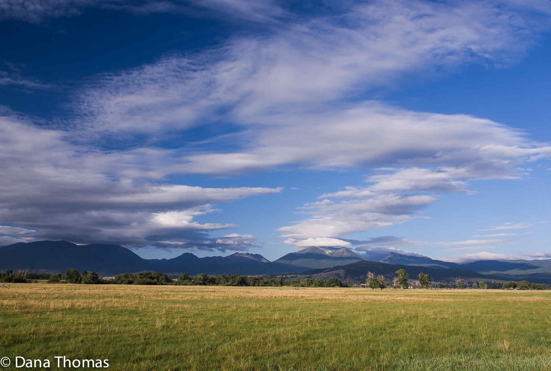 Northeastern Oregon : On the Farm : Dust and Mud - Photography by Dana L. Thomas
