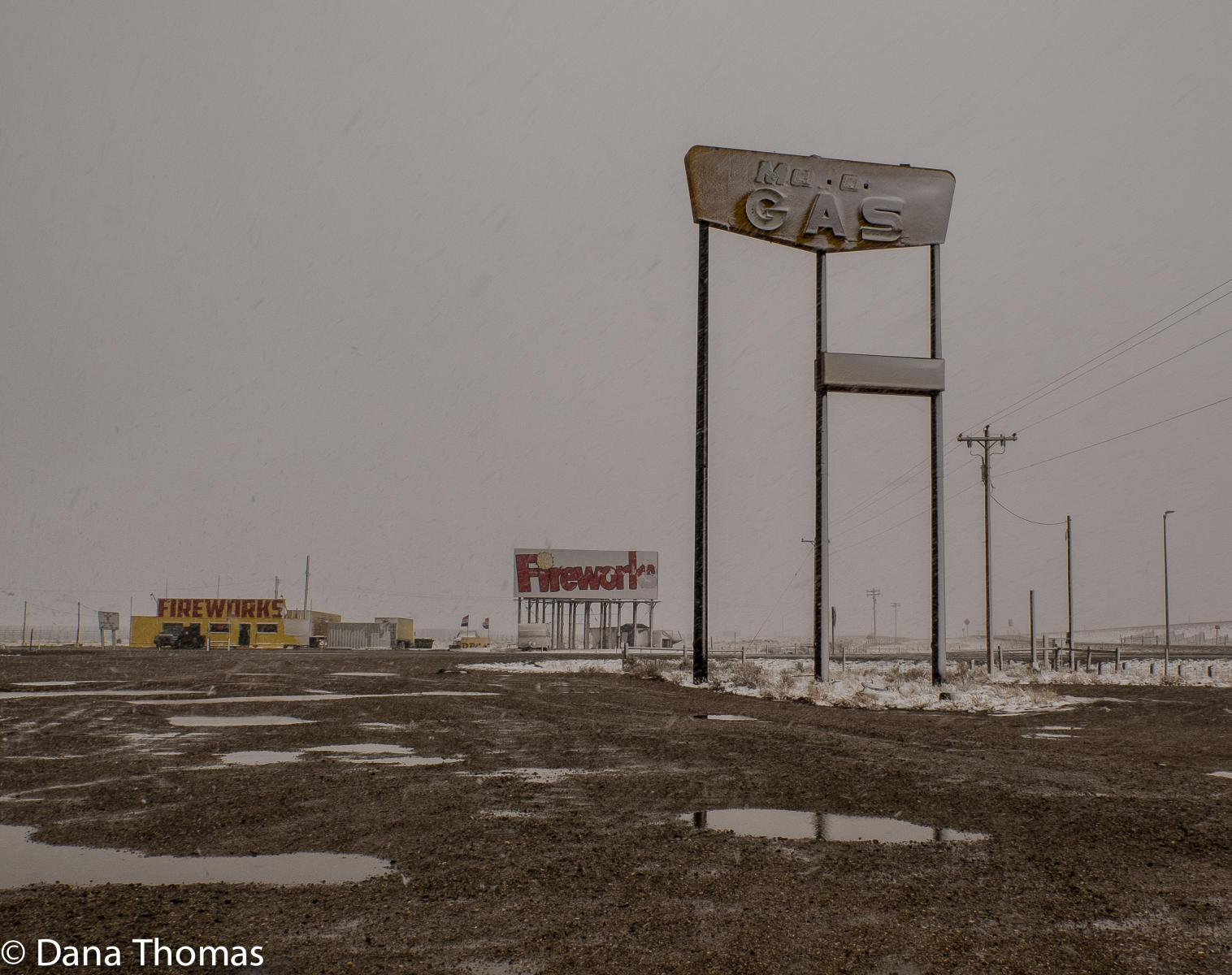Wyoming : Rural Landscapes : Dust and Mud - Photography by Dana L. Thomas