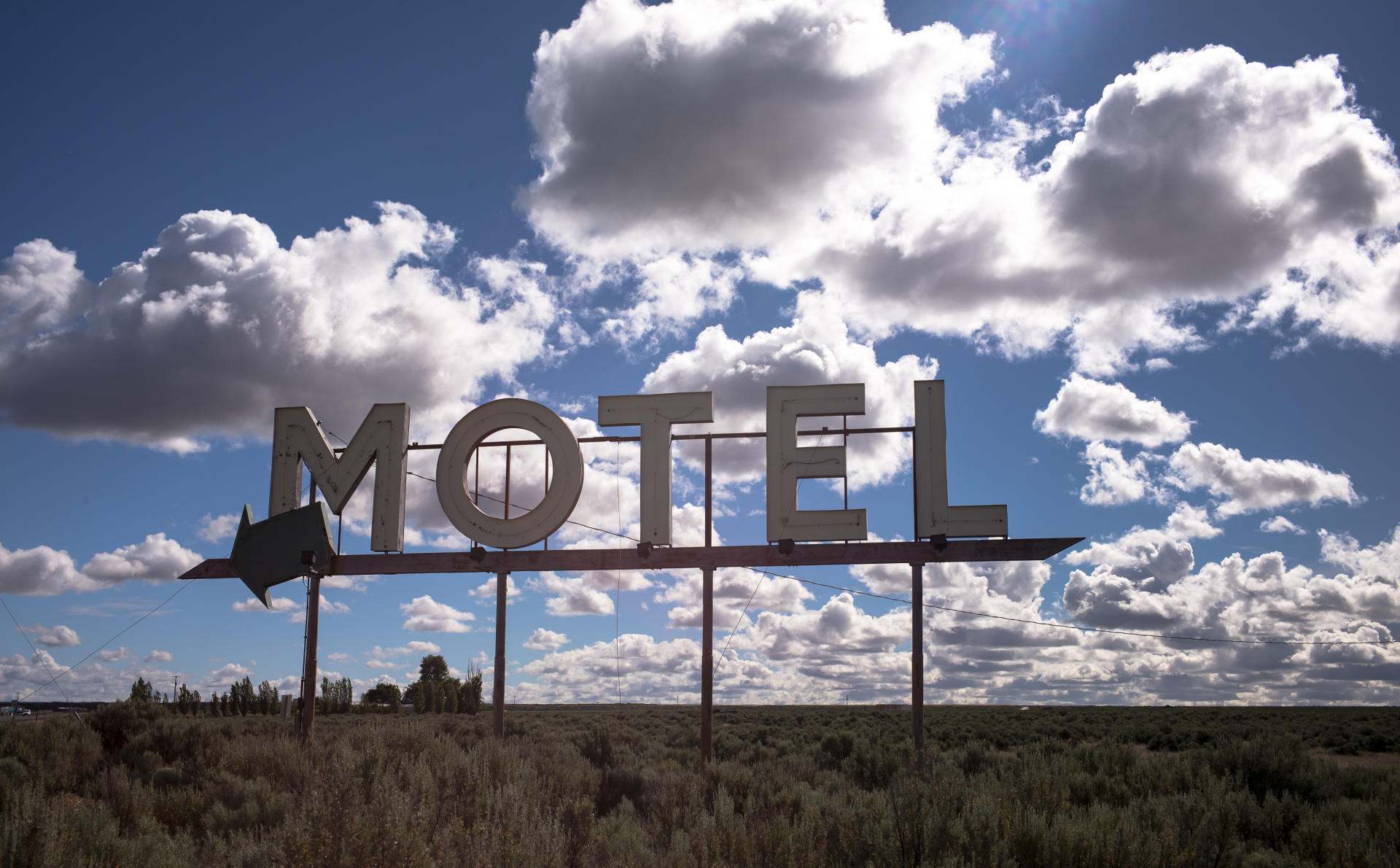 Eastern Washington : Rural Landscapes : Dust and Mud - Photography by Dana L. Thomas