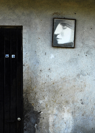 Mexico : Urban Landscapes : Dust and Mud - Photography by Dana L. Thomas