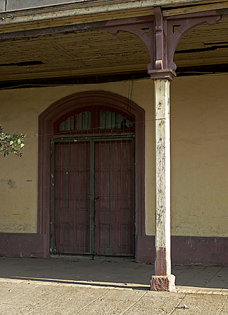 Chile : Doors : Dust and Mud - Photography by Dana L. Thomas